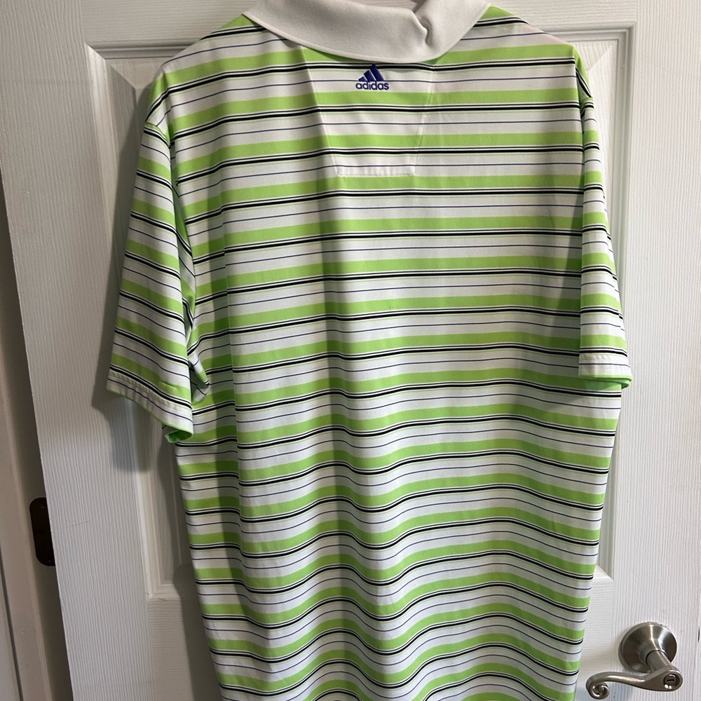 Men’s golf shirt